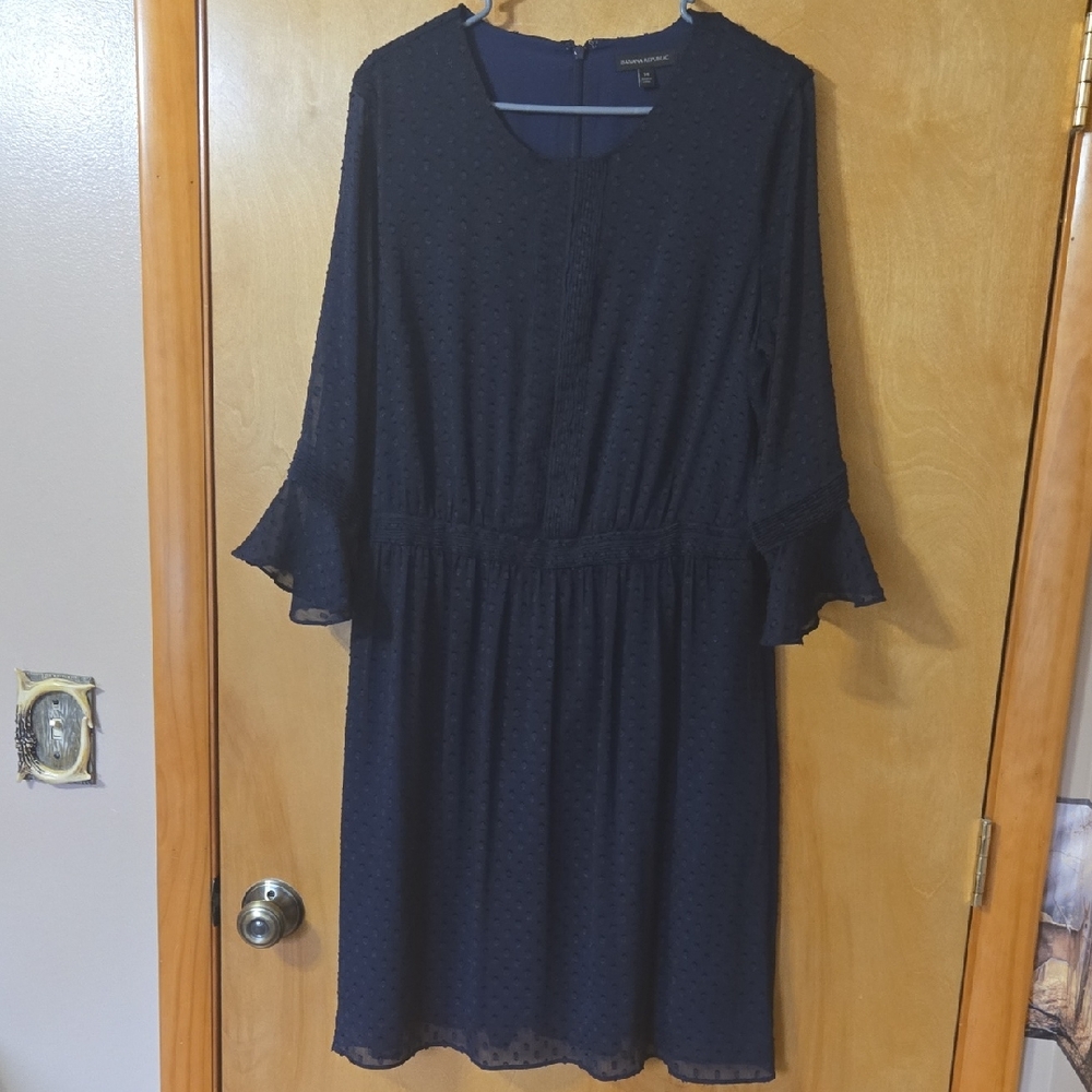 Banana Republic Size 14 Navy Dress